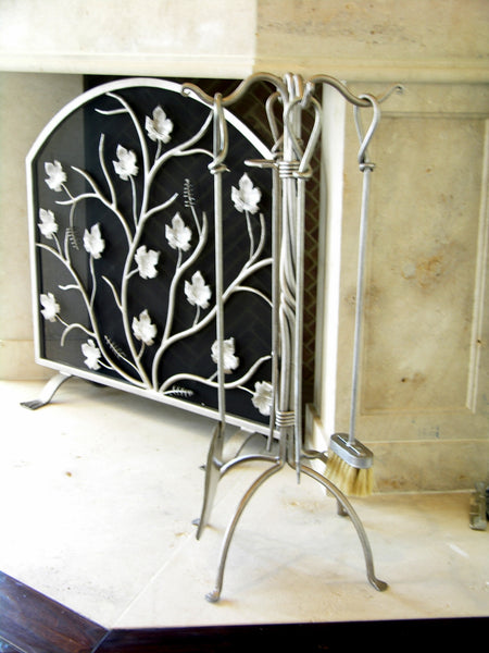 Frees tanding April Shower  Fireplace Screen